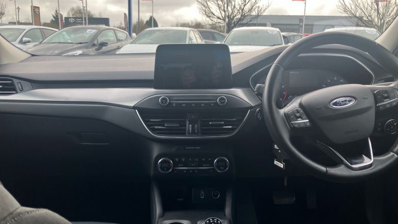 Ford Focus 1.0 EcoBoost 125 Titanium 5dr Auto Petrol Hatchback